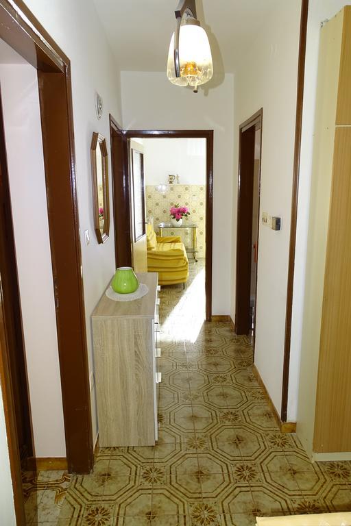 Parenzana Bibali 65 A 52460-buje * Buje